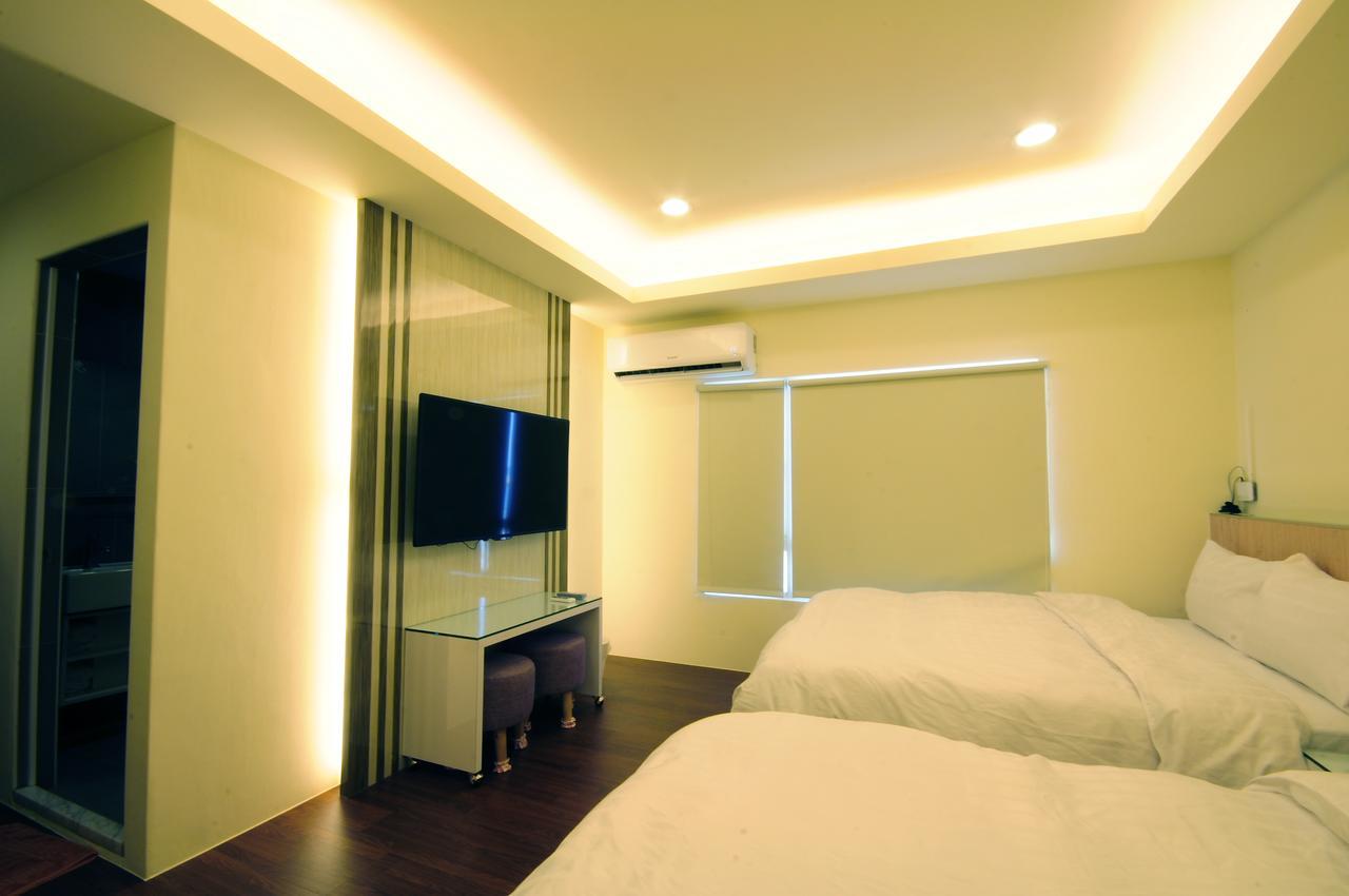 Bed and Breakfast 綠島 綠堤濱海旅店 à Lyudao Extérieur photo
